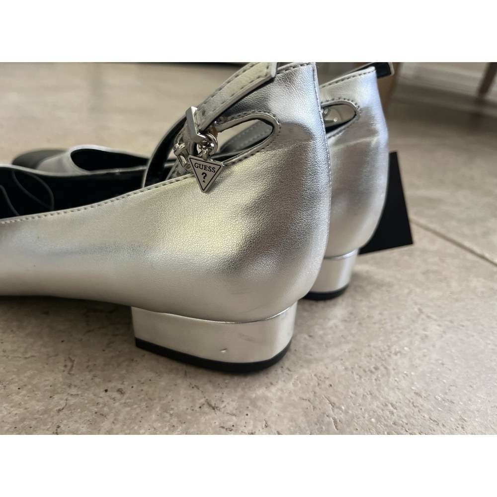 GBG Guess Womens 8 Silver Black NWT Metallic Cap Toe Ankle Strap - Picture 5 of 11
